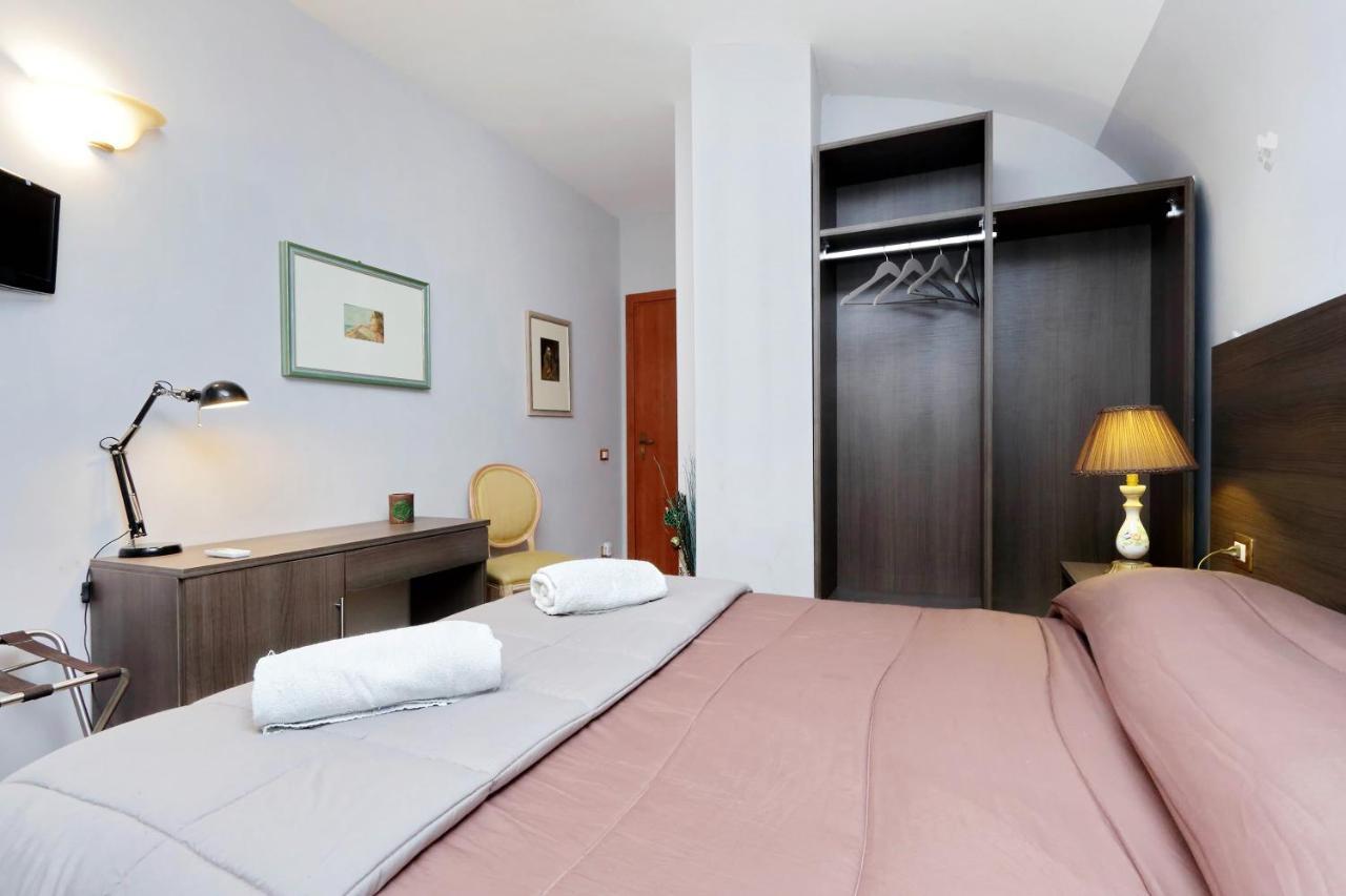 Gallery Home Rome Bagian luar foto