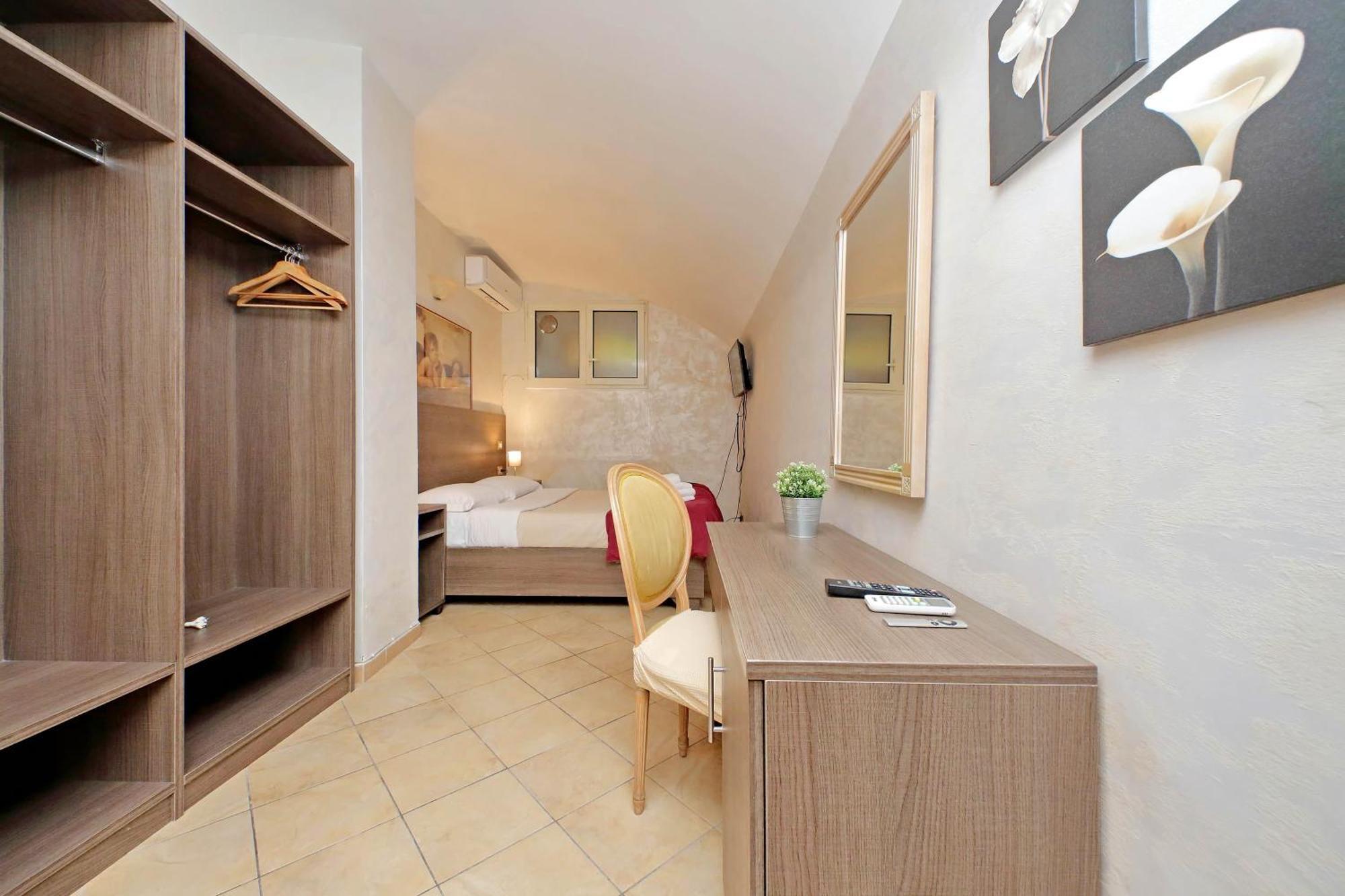 Gallery Home Rome Bagian luar foto